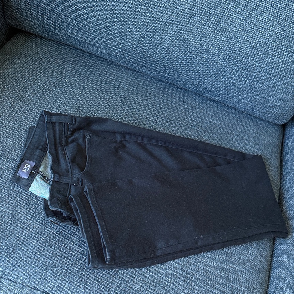 NYDJ Size 10 Dark Black Skinny Jeans